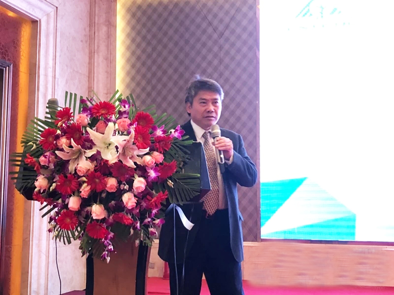 1568266671460160.jpg 3、中国林产工业协会副会长吴盛富.jpg